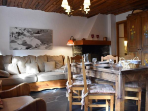 Appartement 4 pièces, terrasse ensoleillée, accès pistes et commerces à 150m, navette gratuite - FR-1-180-165